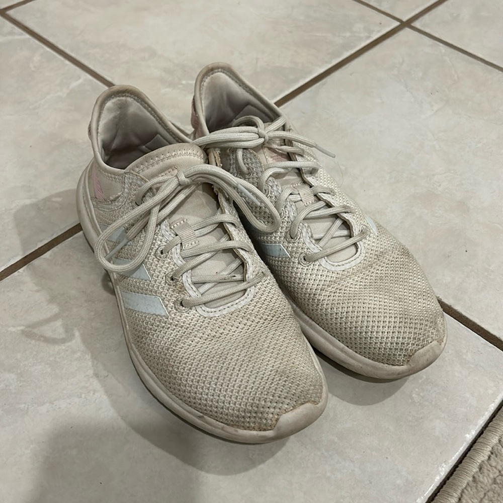 Adidas cloud foam